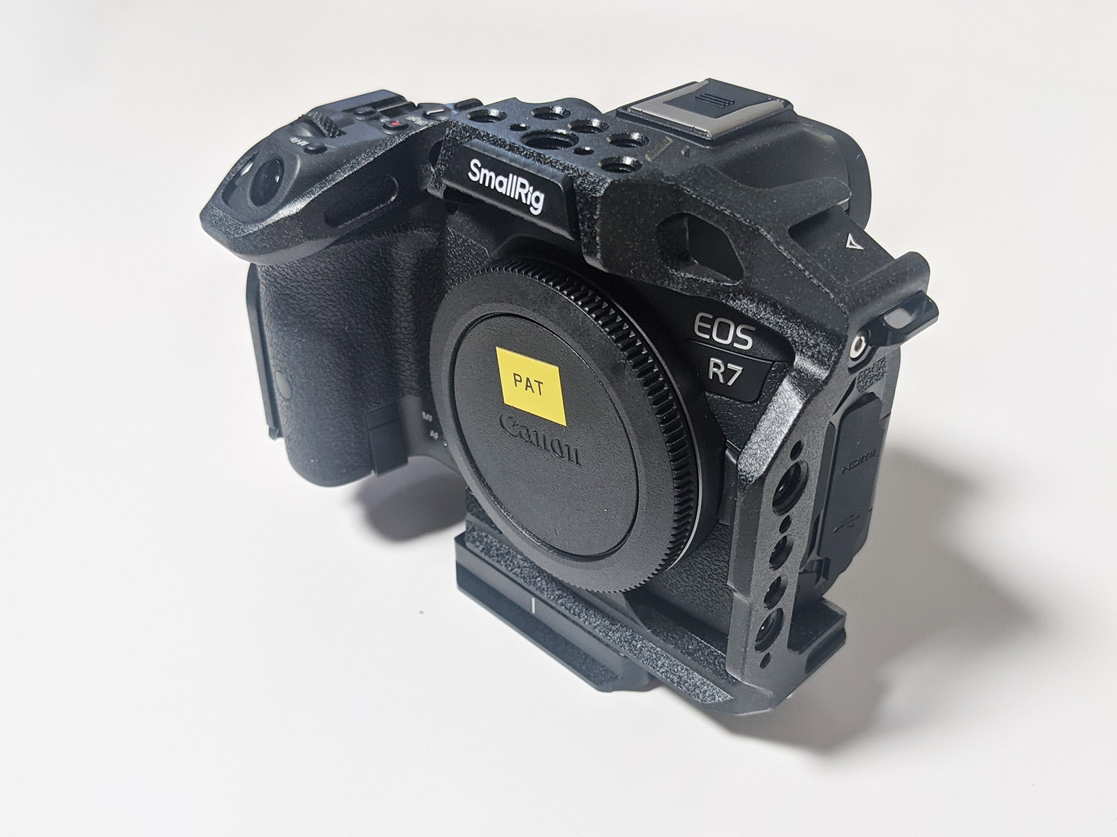 Canon R7
