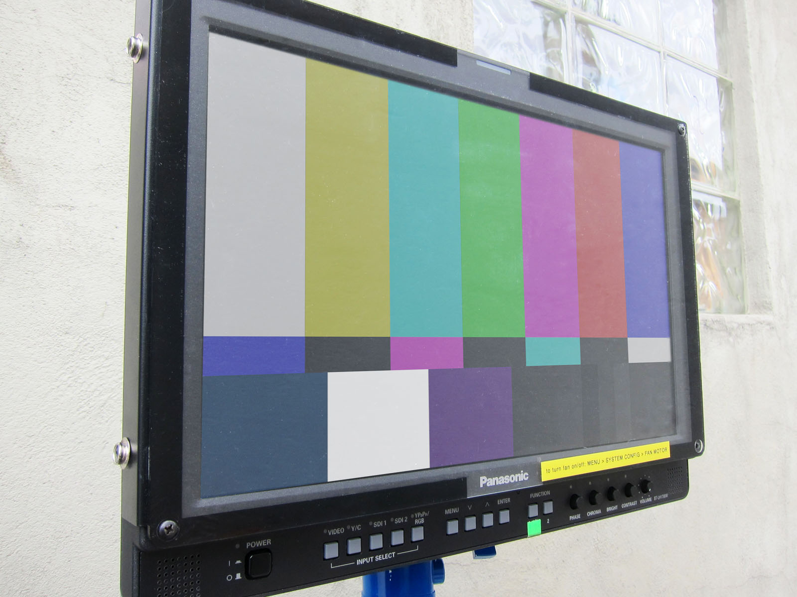 Panasonic BT-LH1710 - 17in Monitor