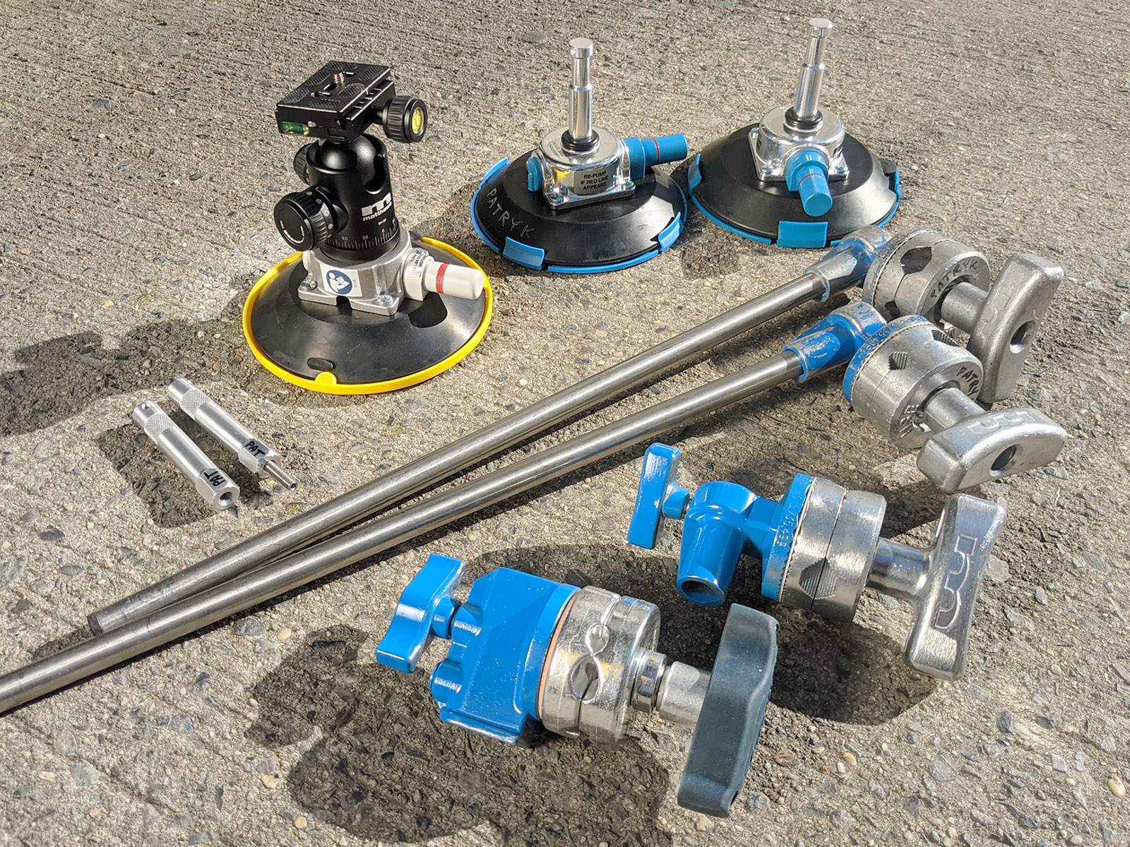 Small Car Mount Kit with Suction Cup