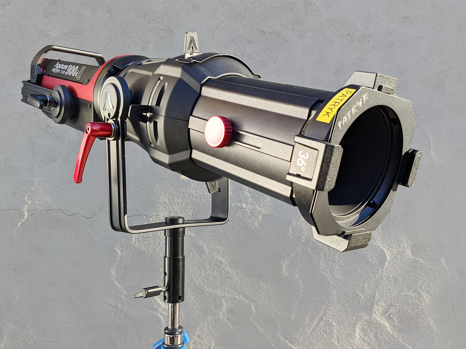 Aputure Spotlight Mount + lenses